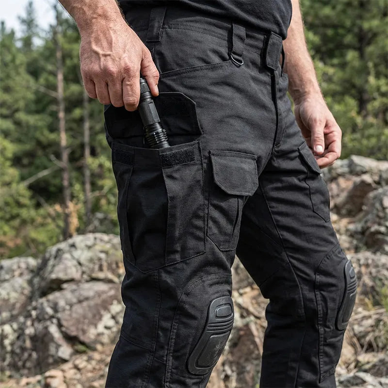 🔥 50% RABATT – Robuste Herren Cargo Hose mit integrierten Kniepolstern